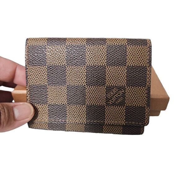 Louis Vuitton damier card holder - Picture 3 of 10